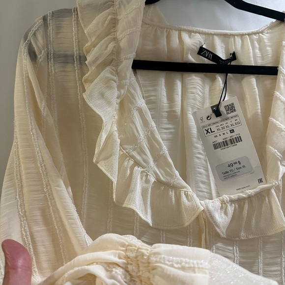 Zara blouse - Picture 3 of 4